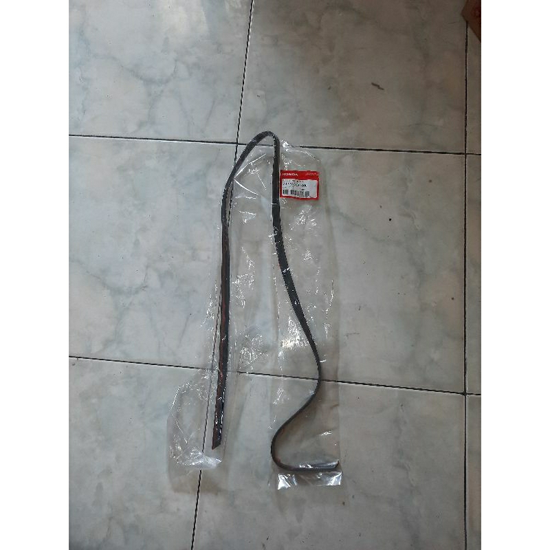 karet kaca bagasi bawah honda jazz ge8 2008 2009 2010 2011 2012 2013 ori