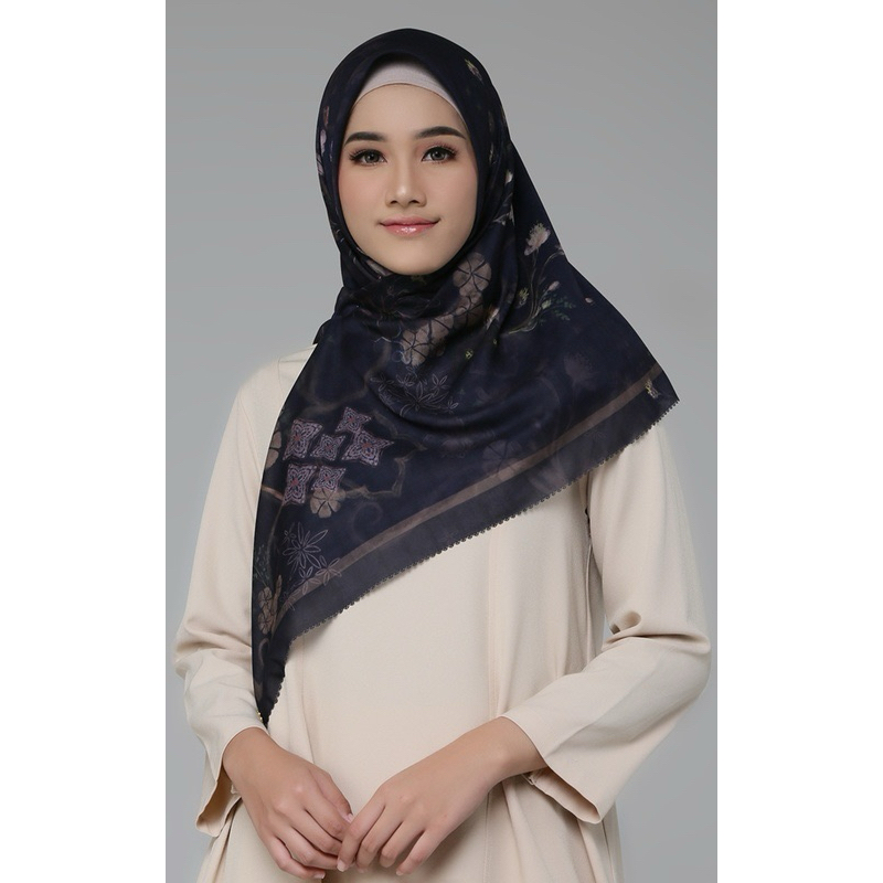 As is Buttonscarves Sofya dan lefleur Series (rare item)