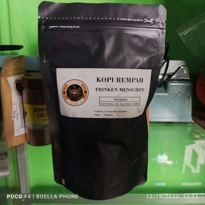 

Kopi Rempah 150 Gram Spesial MANALAGI Ibu Indri Sumber Rejeki Khas Kerpangan Leces Probolinggo Murah Meriah