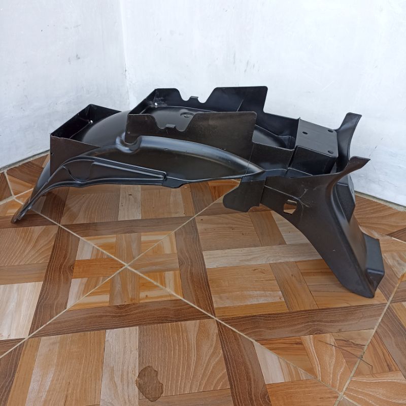 rear fender spakbor slebor belakang Suzuki Gsx 250 thunder gsx 250 Original