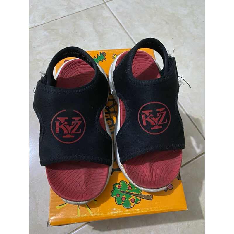 Preloved Sepatu Anak yongkids