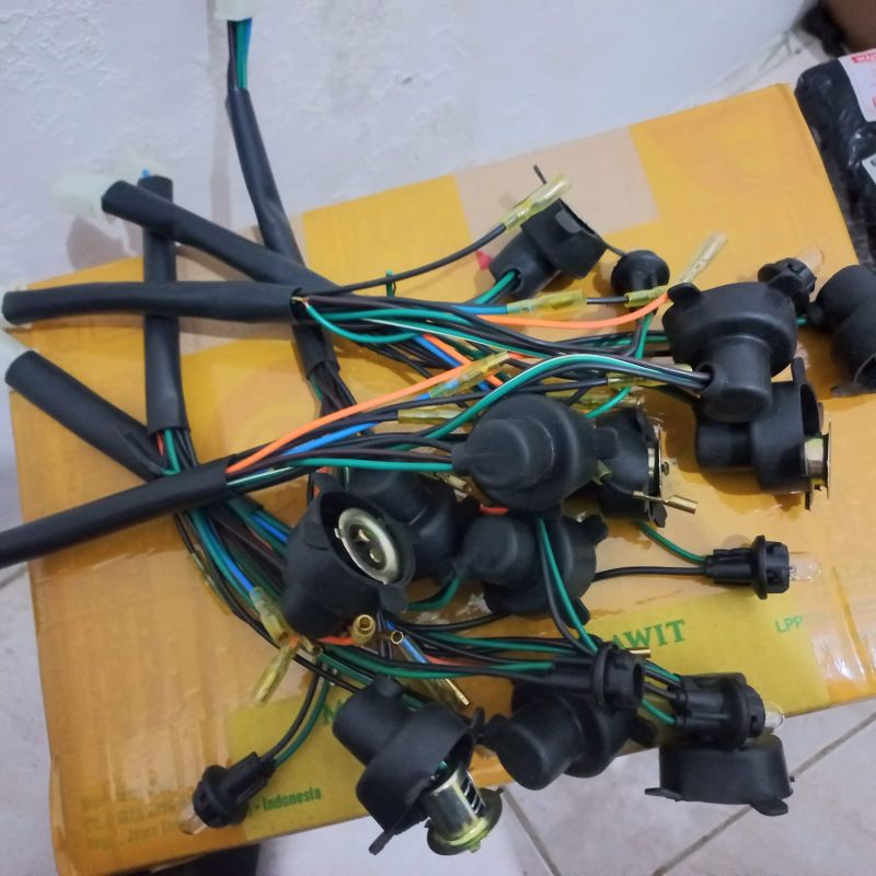 soket lampu Tiger pc/ soket headlamp Tiger pc