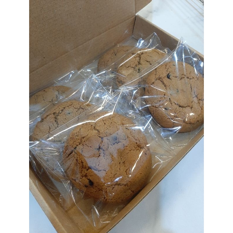 

Soft Baked Chocochips Cookies