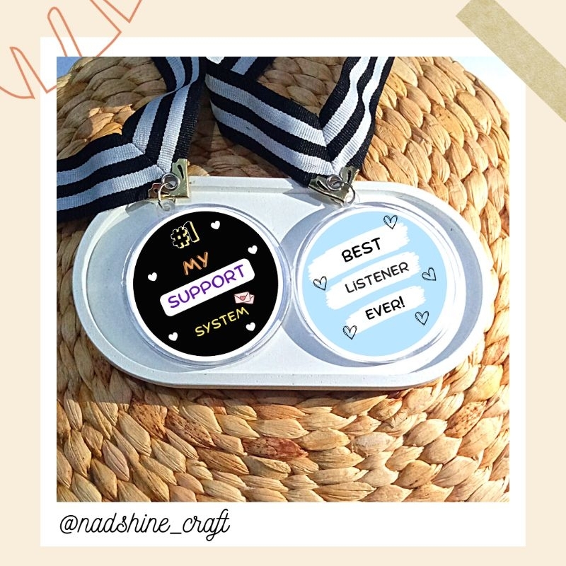 Medali Best Person/Best Mom/Best Dad/Best Friend Dua Sisi
