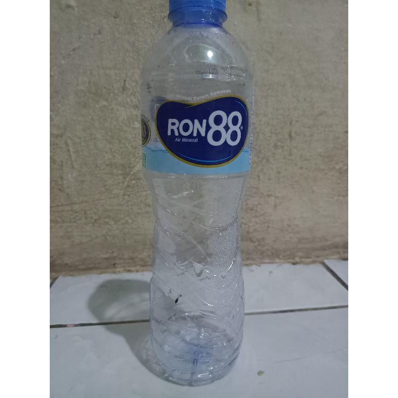 

Botol ukuran 600 ml