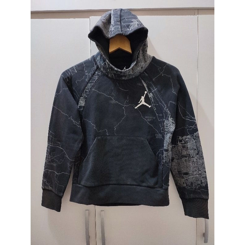 jaketanak hoodie brand  jordan size 8-10 preloved jordan