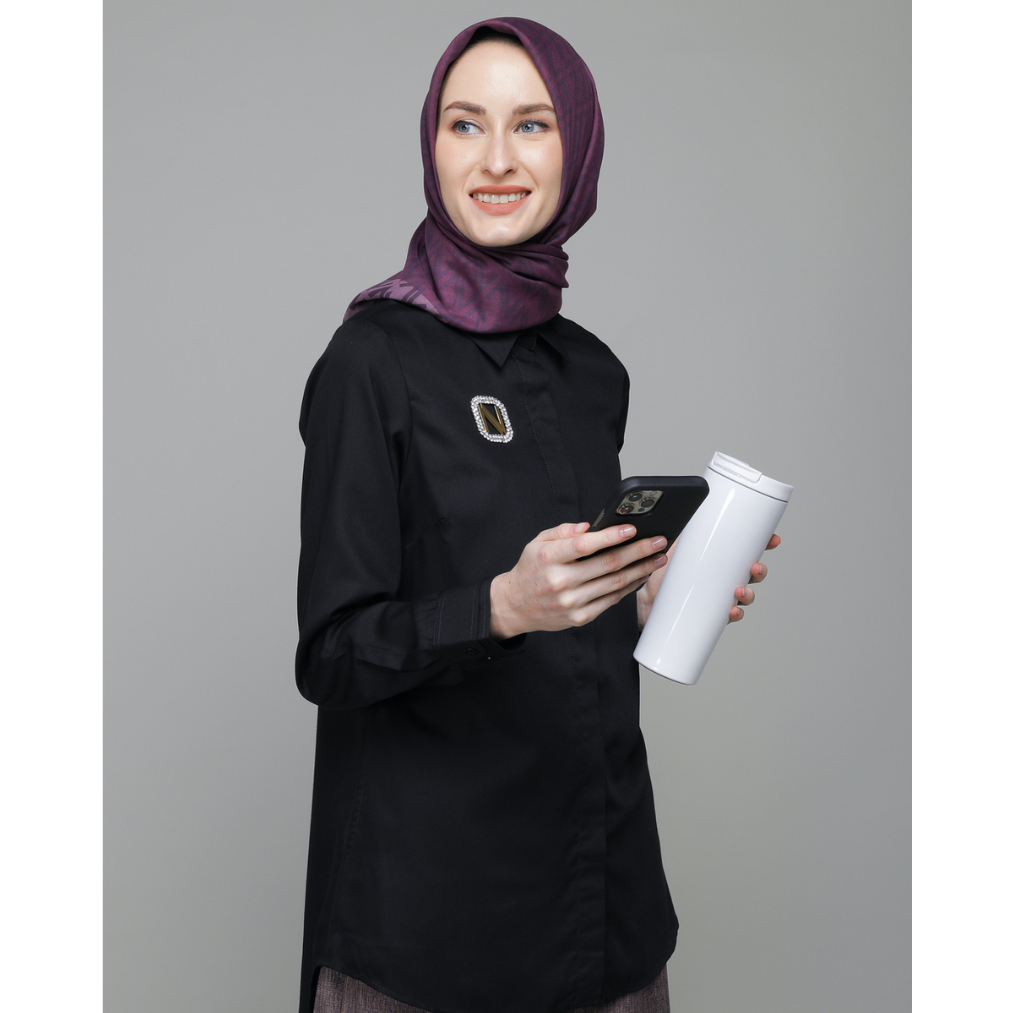 Nina Nugroho - Basic Black Shirt