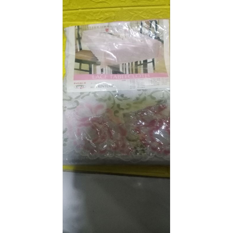 taplak meja makan plastik oval anti air