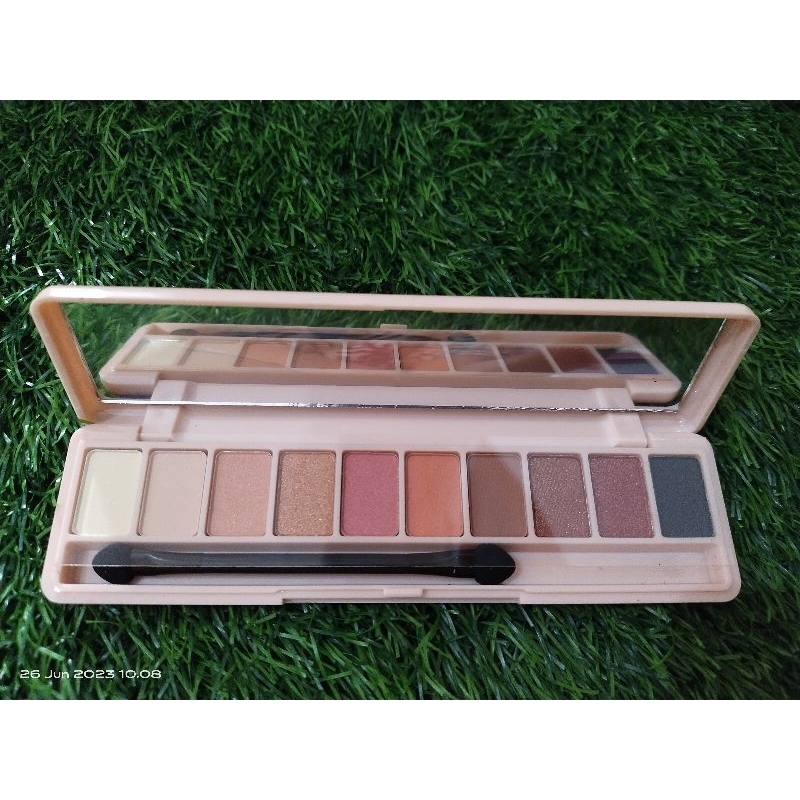 MADAM GIE EYESHADOW MOONDUST
