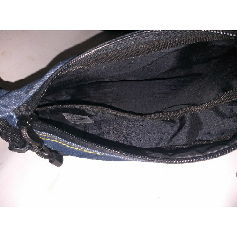 tas lempang pria&wanita/tas slempang levis,/tote bag/tas slempang jeans/tas santai levis, tas  slemp