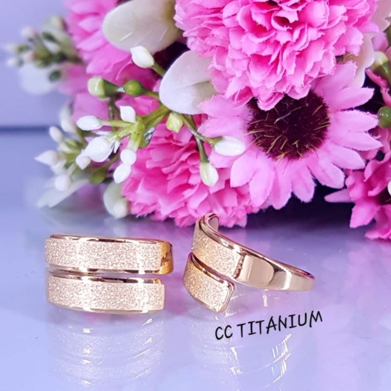 Cincin titanium berlapis emas24k /cincin wanita berlapis emas24k (Cn34)