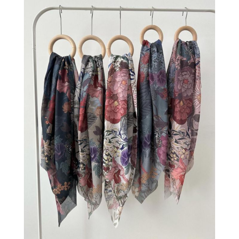 Gonegani Elina Scarf