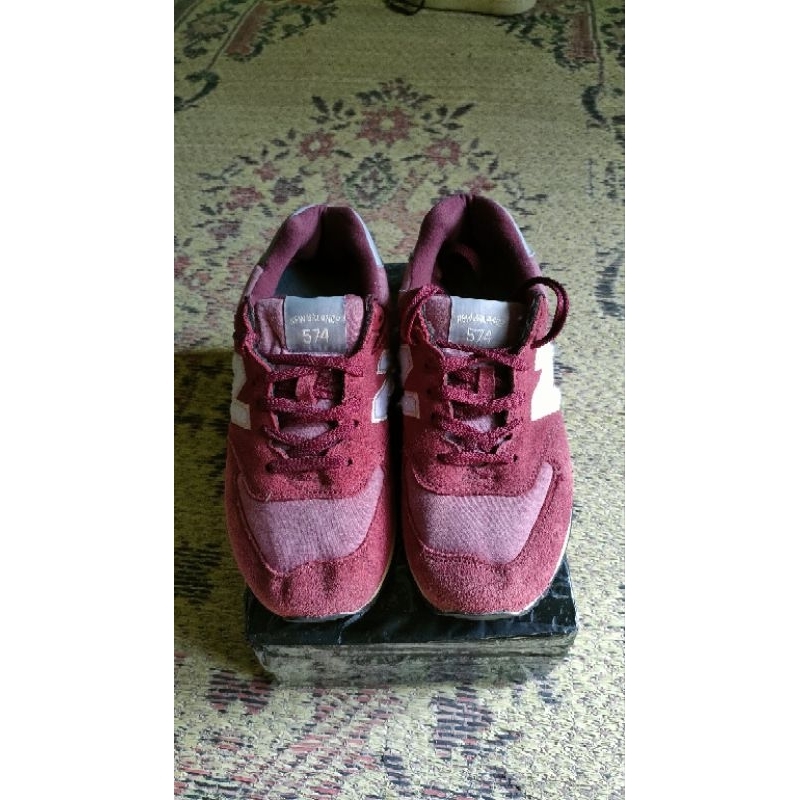 sepatu nb 574