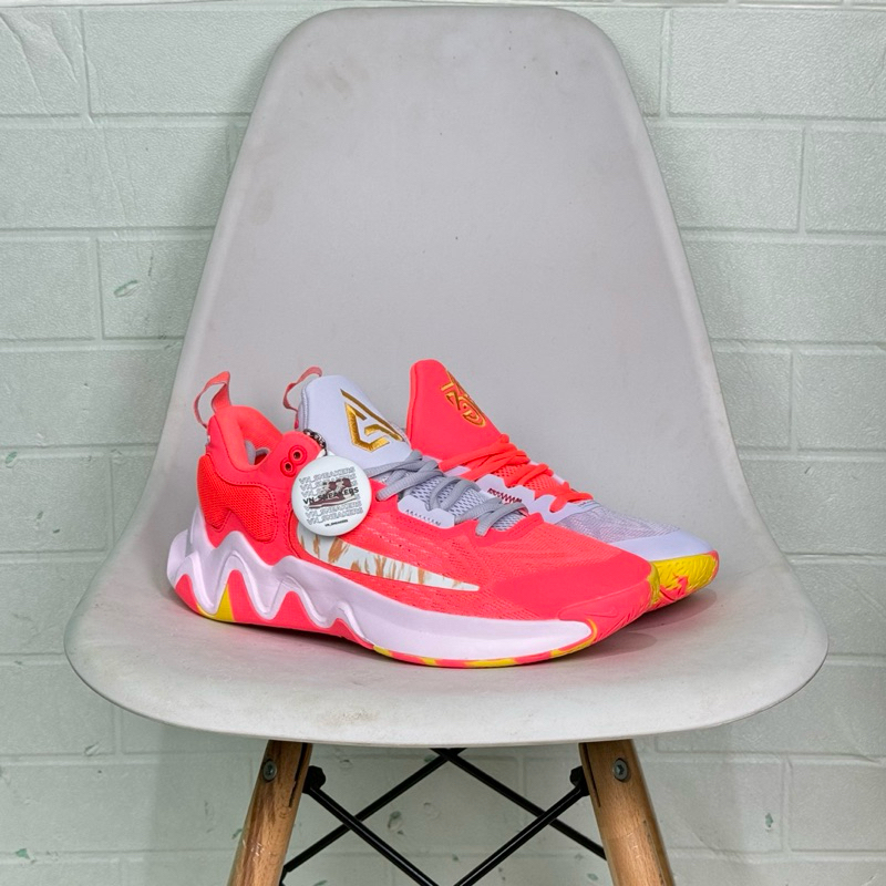 CUCI GUDANG Sepatu Giannis Immortality 2 Hot Punch Mismatched