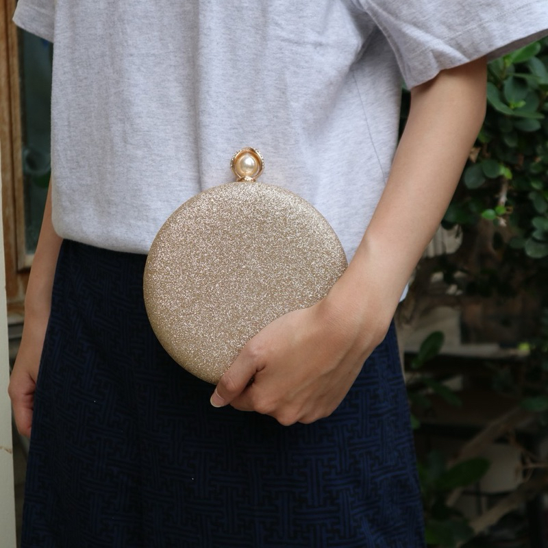 PRELOVED ‼️ [BACA DESKRIPSI] TAS PESTA / GLITTER SLING BAG / HAND BAG / PARTY BAG; READY WARNA : GOL