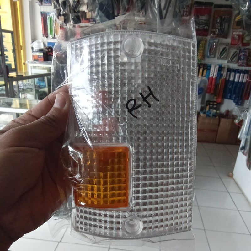 MIKA LAMPU SEIN MOBIL L300 (RH/KANAN) ORIGINAL SPAREPART