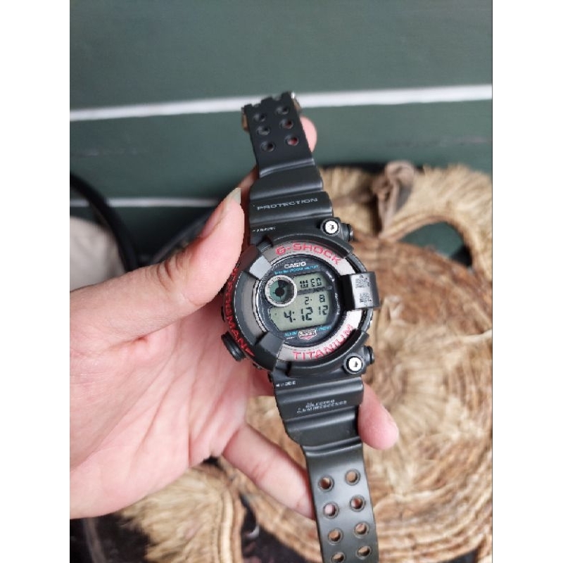 G shock dw 8200 frogman