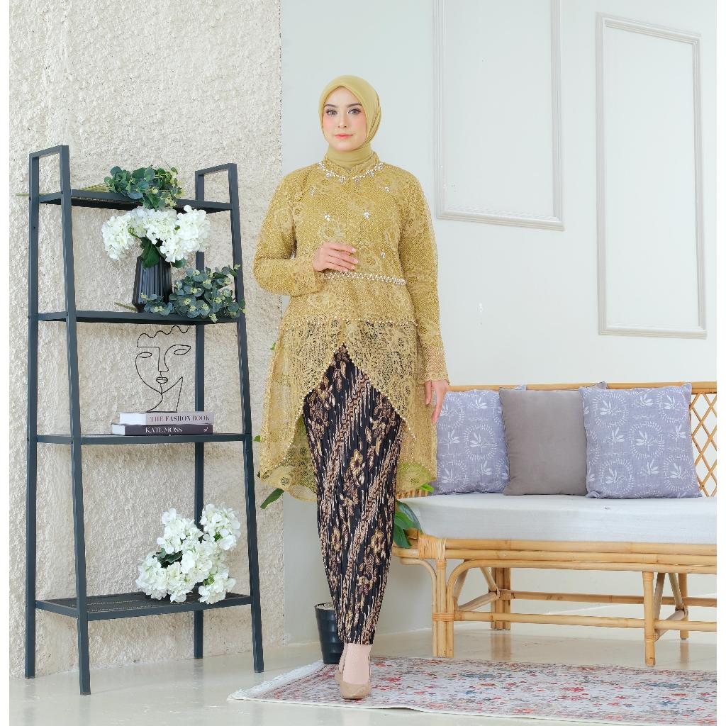 Permata Olshop / Set Kebaya Qiara / Kebaya Wisuda Brukat / Kebaya Modern / Kebaya Lamaran