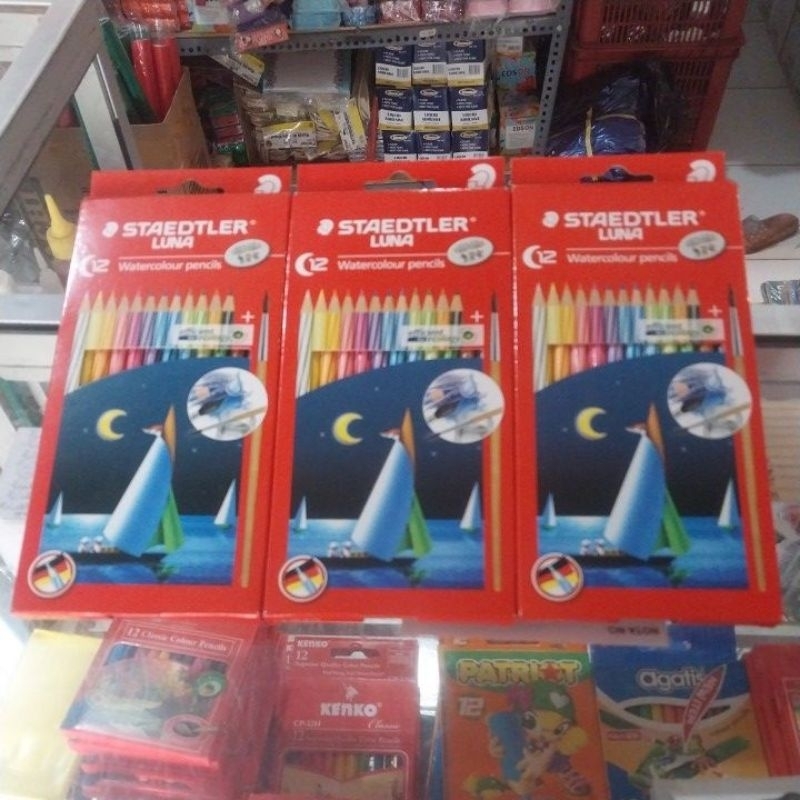 

PULAS / PENCIL WARNA LUNA WATER COLOUR 12 WARNA