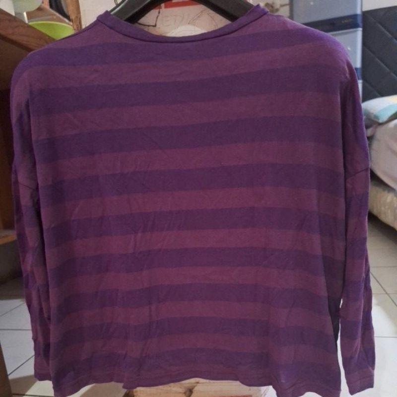 Kaos wanita tangan panjang (preloved)
