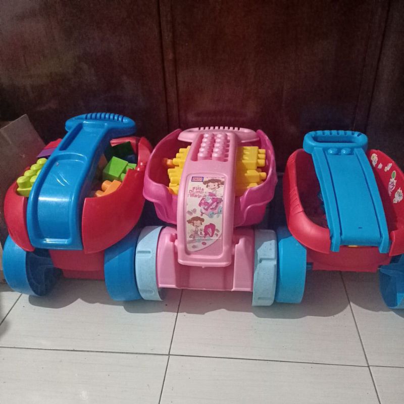 megabloks wagon
