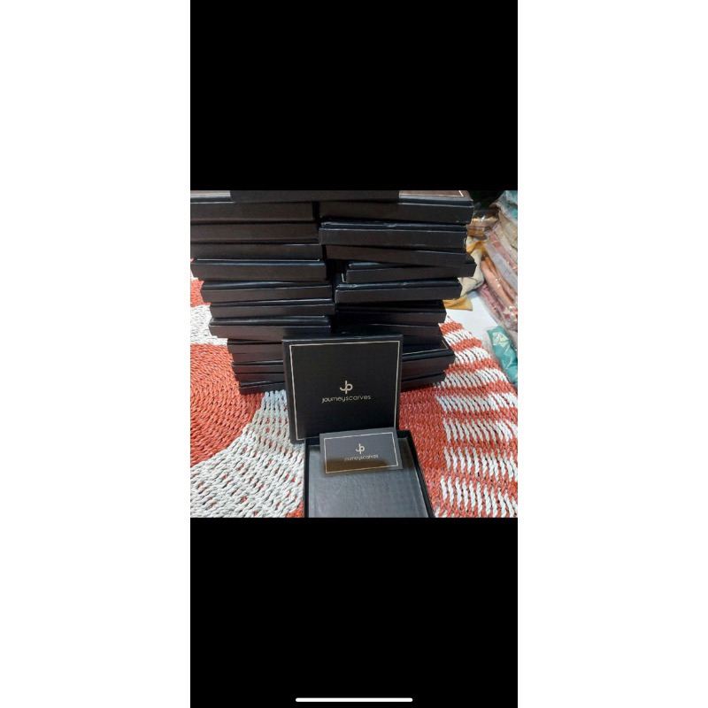 

BOX HITAM EXCLUSIVE JOURNEY