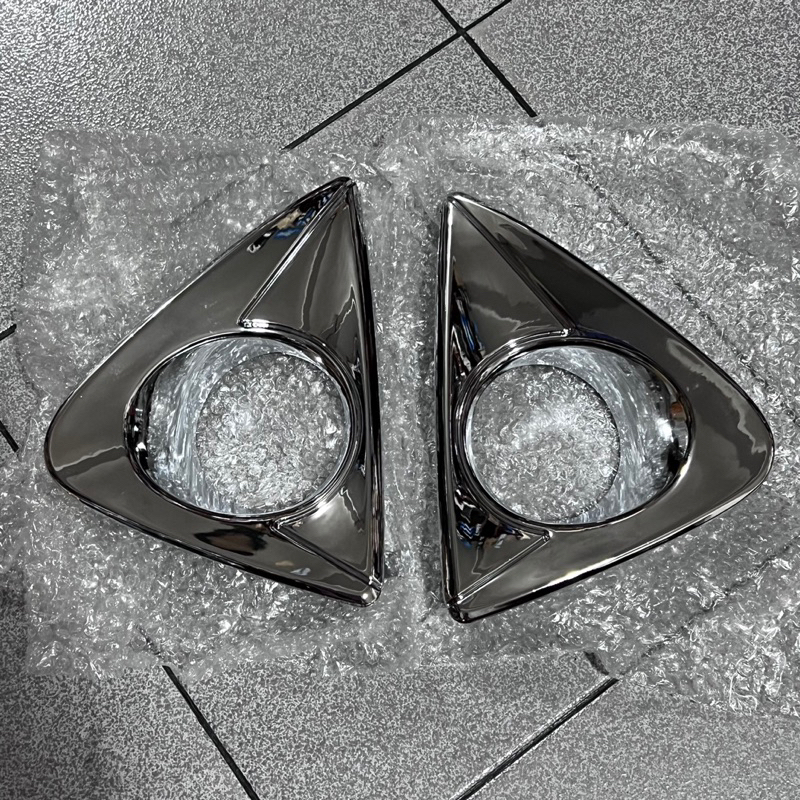 AGYA 2014 2015 2016 GARNISH FOGLAMP RING COVER LAMPU KABUT KROM MODEL GANTI HITAM KOMBINASI MEDAN RI