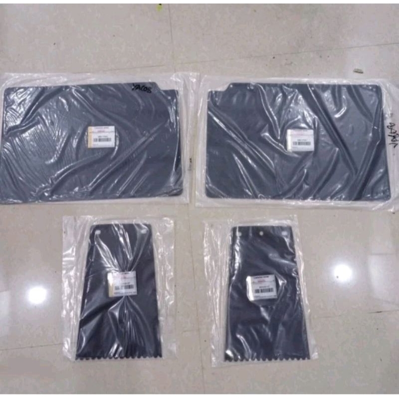 kepit karpet lumpur L300 kepit karpet lumpur ORI 1set MITSUBISHI L300