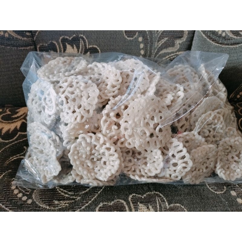 

KRUPUK IKAN TENGIRI, KRUPUK BULAT, KRUPUK BERAT 1KG