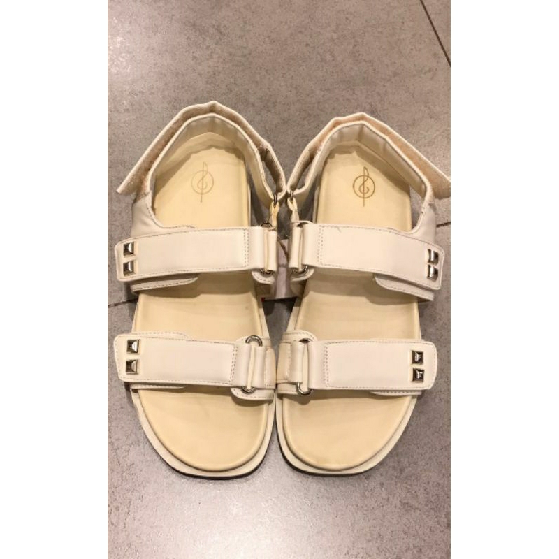 Jastip Sandal Wanita Stradivarius/Sandal Wanita/Sandal Stradivarius [SALE]