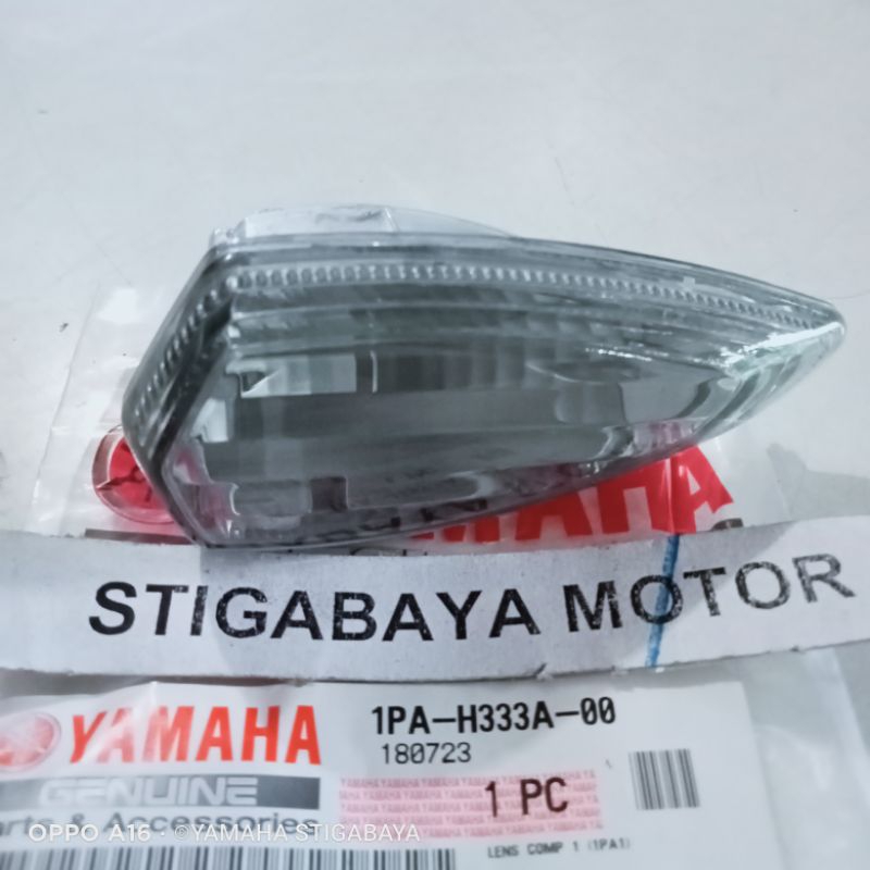 kaca reteng belakang KANAN Vixion new NVL original mika lampu sein belakang kanan NVA kaca reteng ne