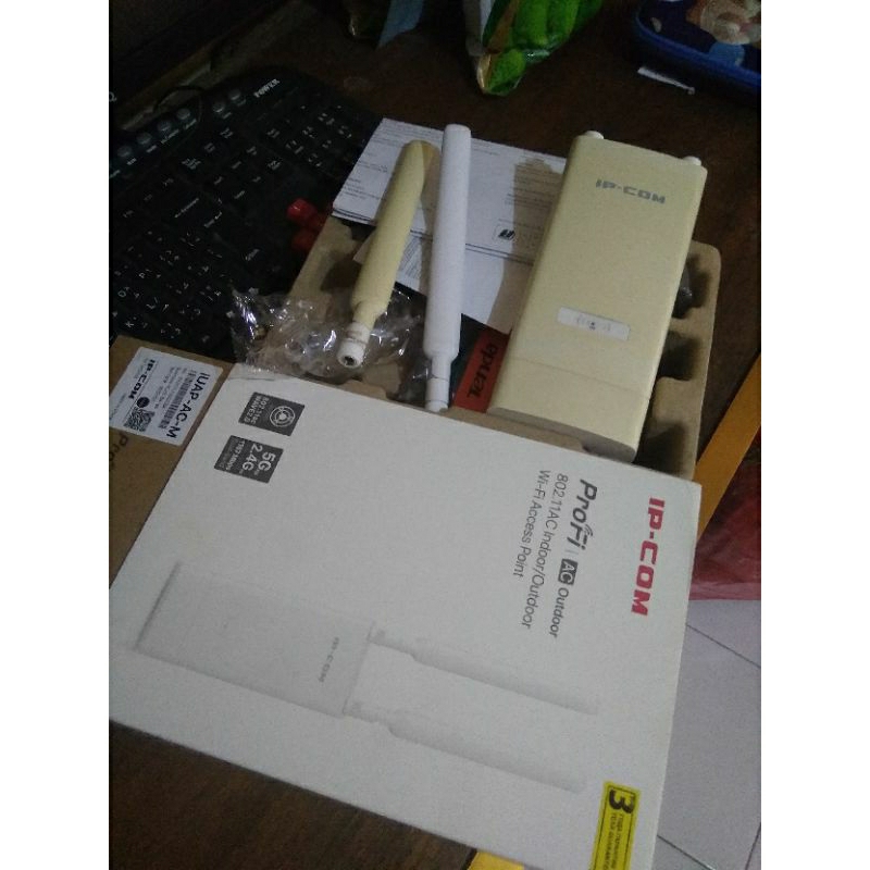 AP outdoor indoor  iUAP-AC-M