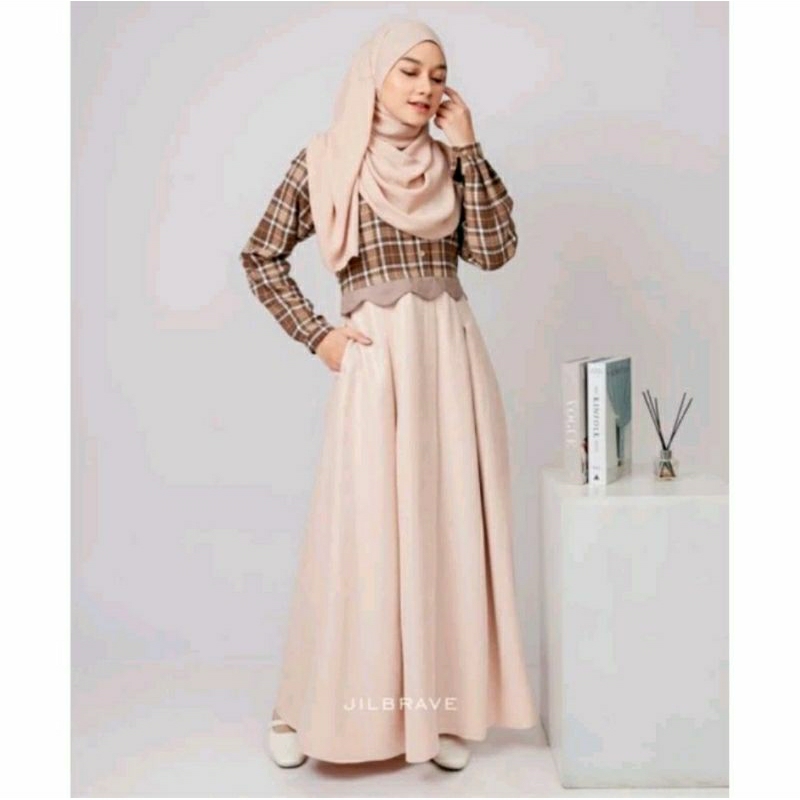 MAILA DRESS JILBRAVE | Gamis Flanel Aksen Pinggang Cute Bergelombang