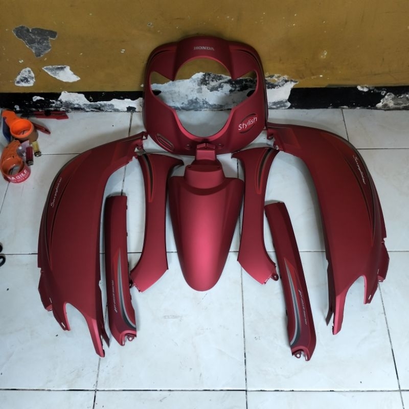 Body set  scoopy esp 2018 merah doff