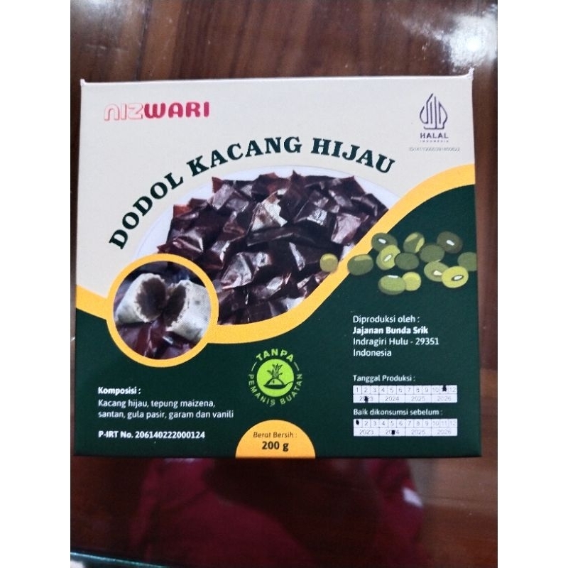 

Nizwari Dodol Kacang Hijau khas Indragiri Hulu Riau 200 gram/box dodol kacang enak dan manis