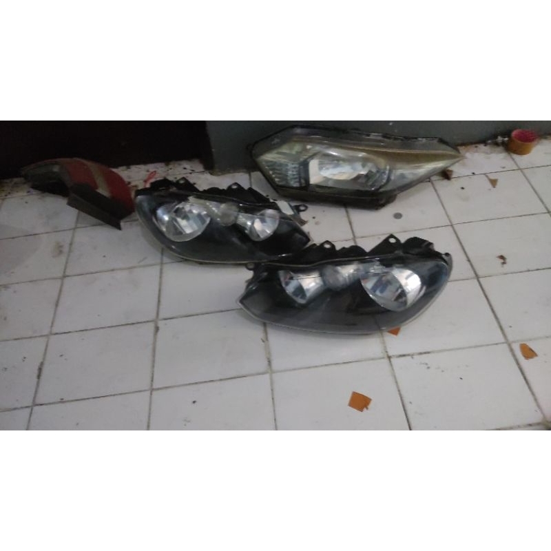 headlamp vw golf mk6