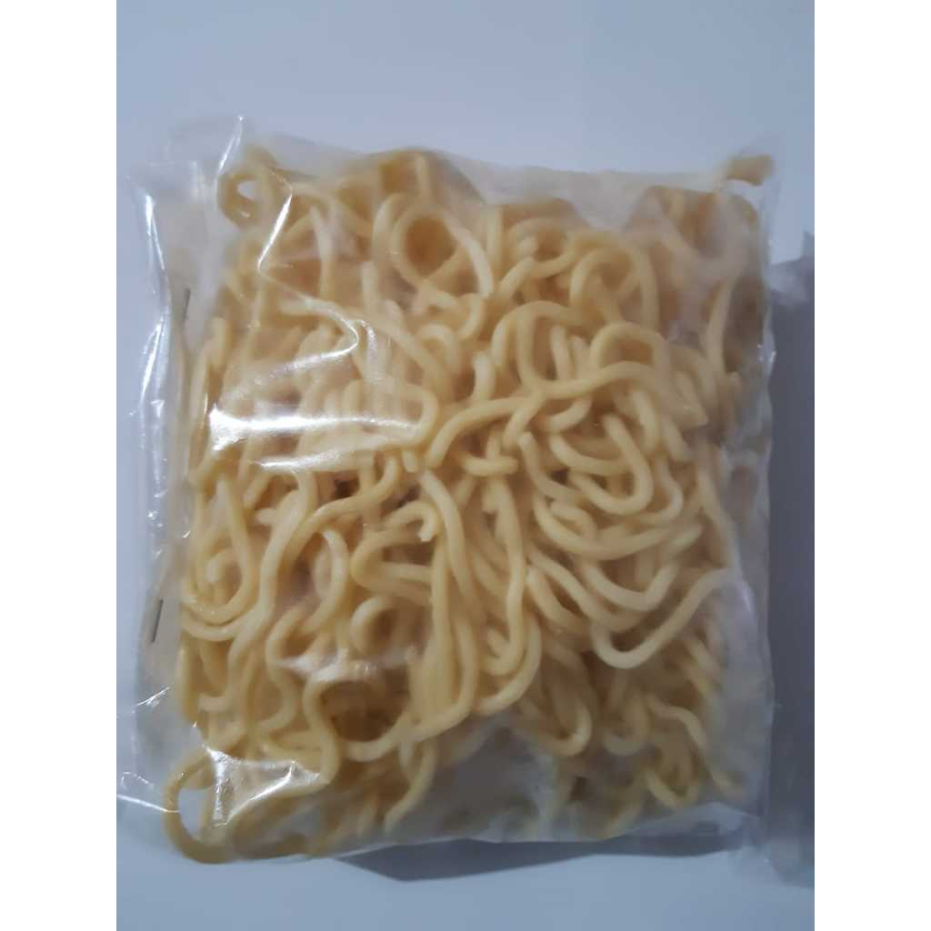 

Mie Basah Pabean 500g / Mie untuk Mie ayam/ Mie basah mentah/ Mie untuk Mie setan