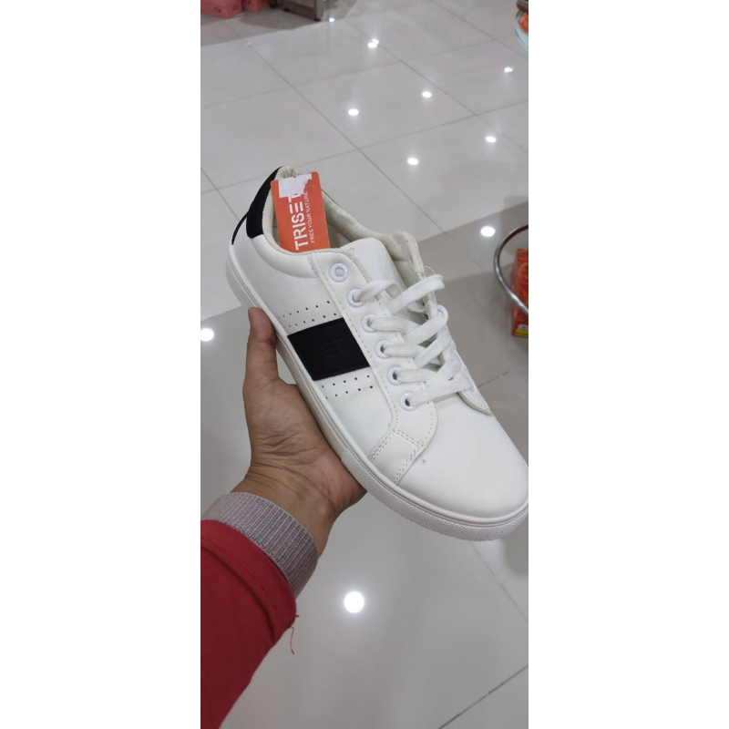 sepatu wanita triset / sepatu triset girl