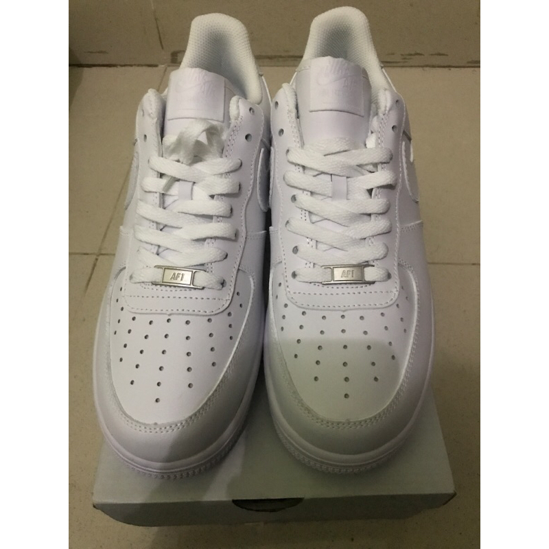 Air Jordan Low Triple White