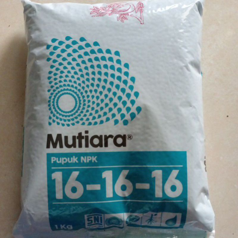 NPK Mutiara 161616 1kg meroke