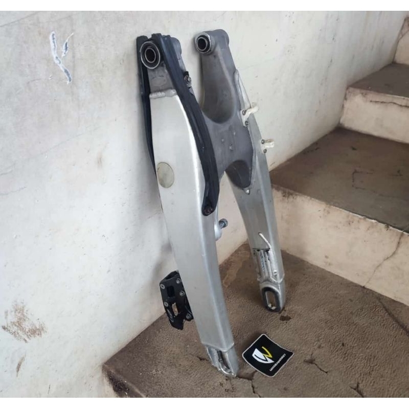 Windepedent Swing Arm YZ 125 / 250 / Part / Motocross / Trail / Impor