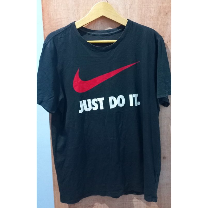 kaos nike