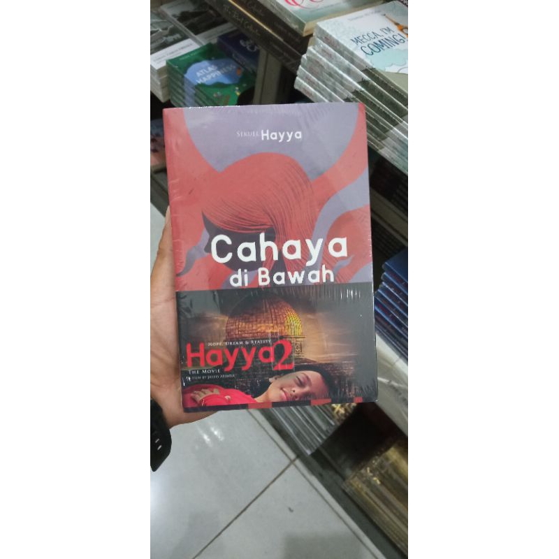cahaya di bawah