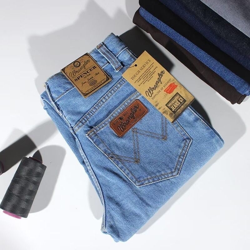CELANA JEANS PRIA REGULAR WRANGLER WARNA BIRU MUDA CREAM GARMENT HITAM ABU UKURAN 28-38