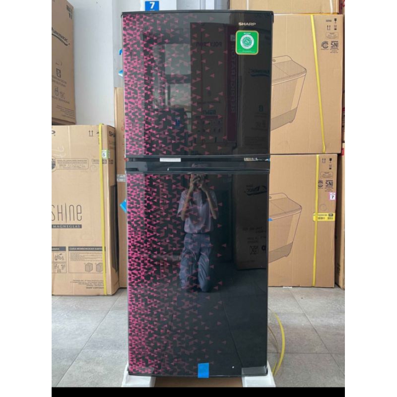 Lemari Es SHARP 2 pintu, Tipe SJ-236