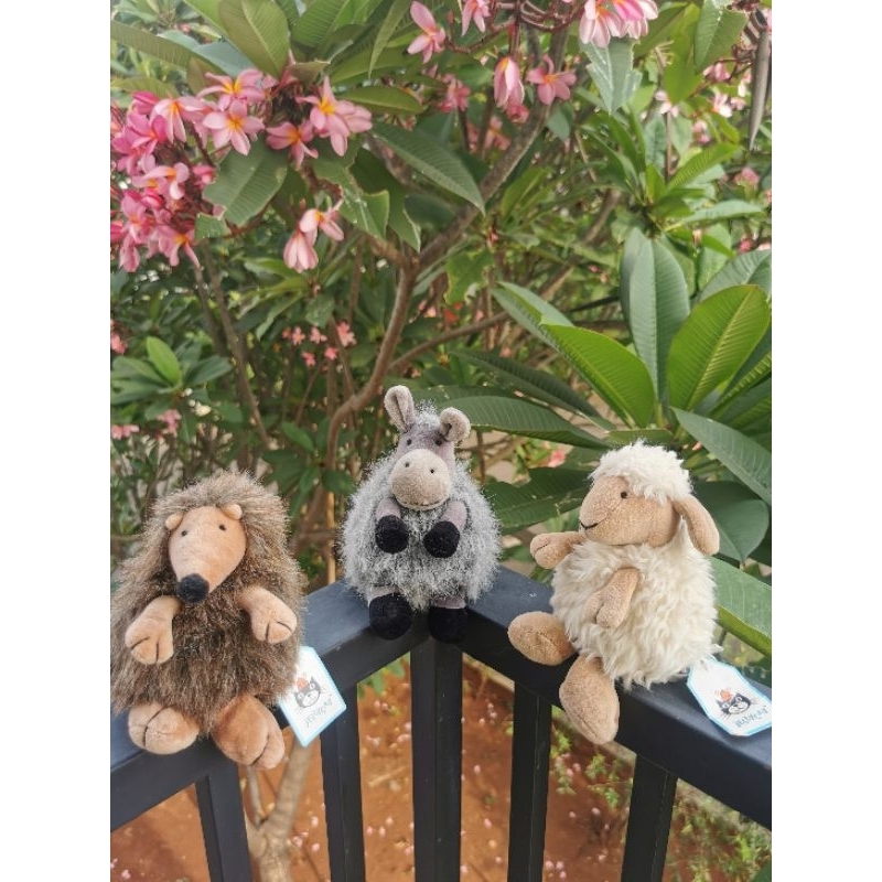 Boneka Vintage Jellycat Puffball Collections