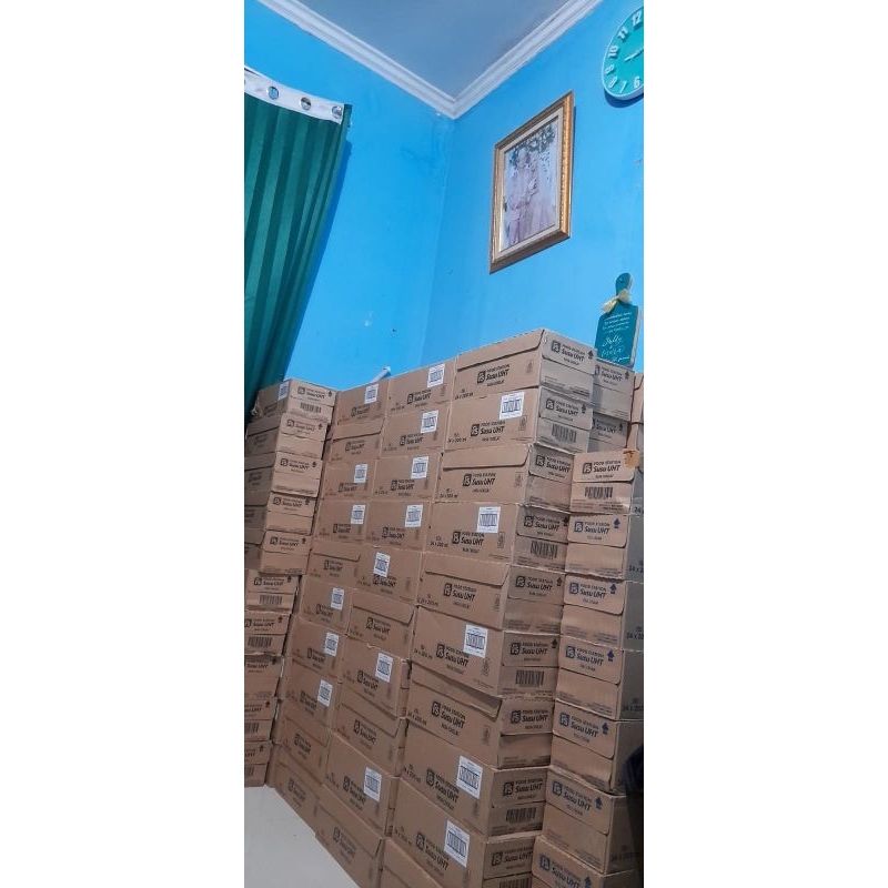 

susu UHT food station 1 dus exp oktober 2025