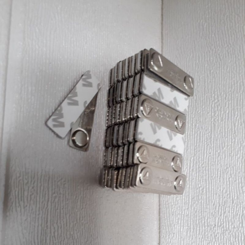 

MAGNET NAME TAG MANGNET PAPAN MAGNET CAUTION 13×45