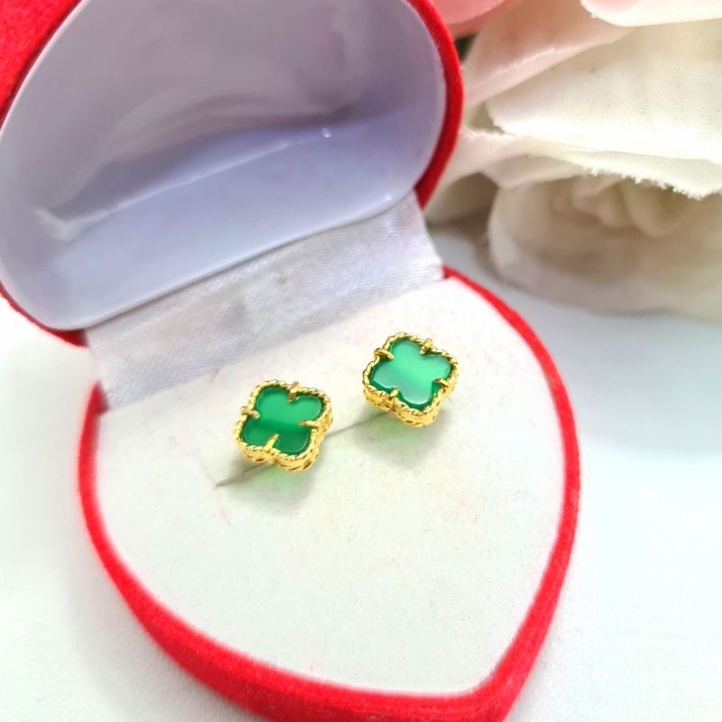 Giwang Emas Muda Batu Clover Hijau