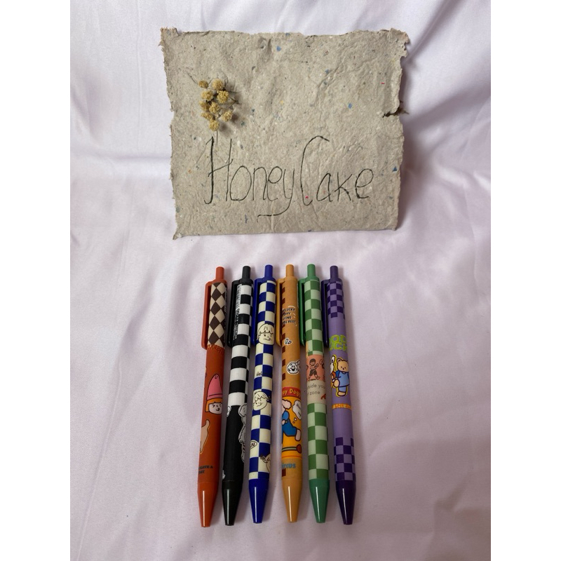 

Pulpen motif retro 0.5mm